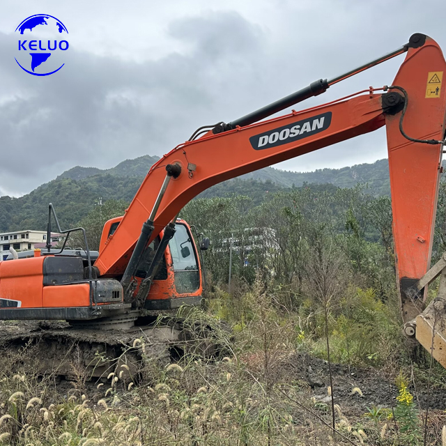 Ekskavator Doosan DX215 Bekas